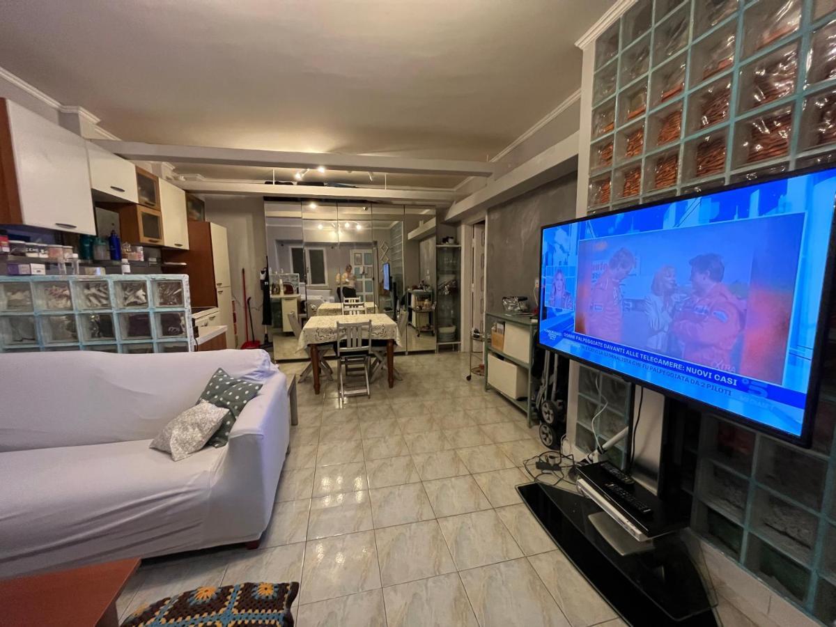 Affitto Due Camere, Due Bagni In Villa Róma Kültér fotó