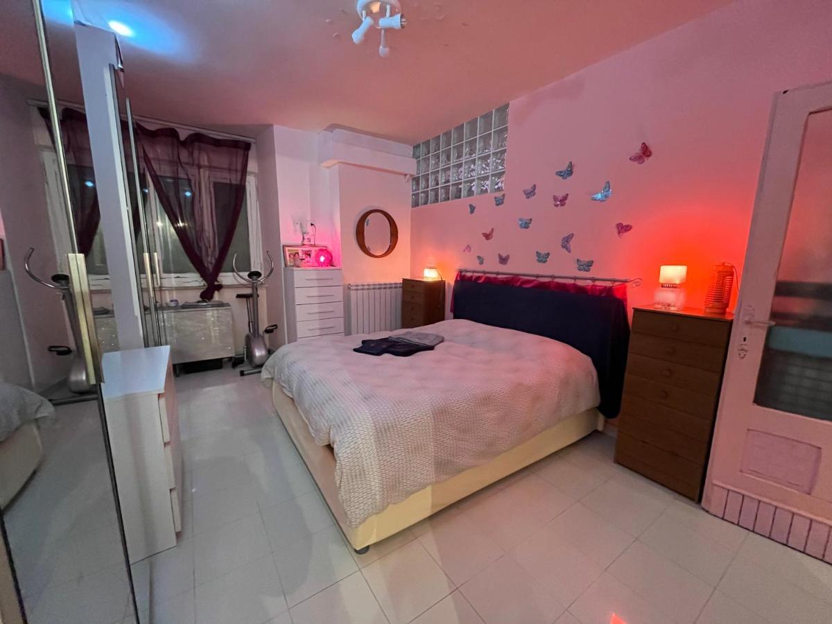 Affitto Due Camere, Due Bagni In Villa Róma Kültér fotó