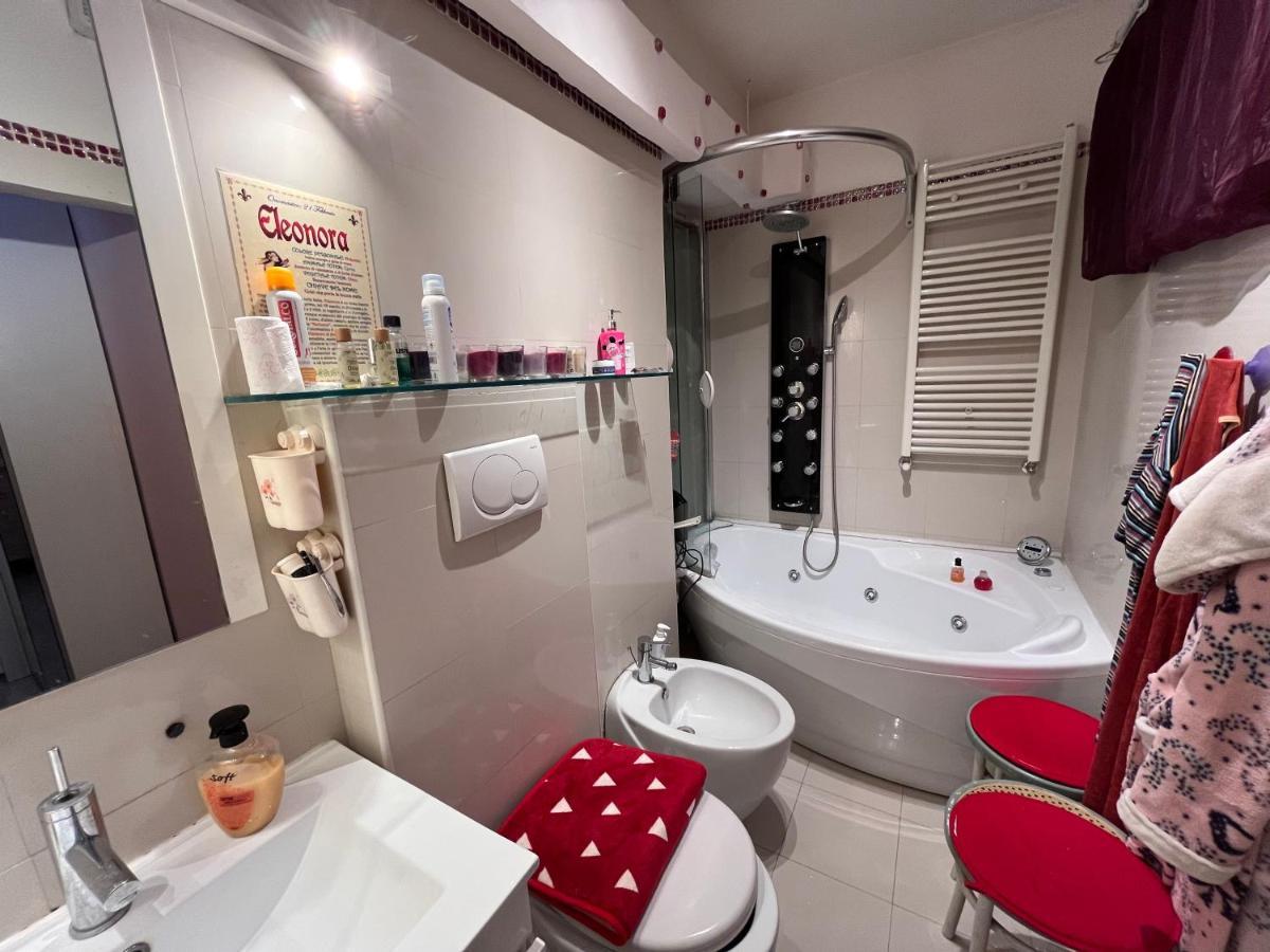 Affitto Due Camere, Due Bagni In Villa Róma Kültér fotó